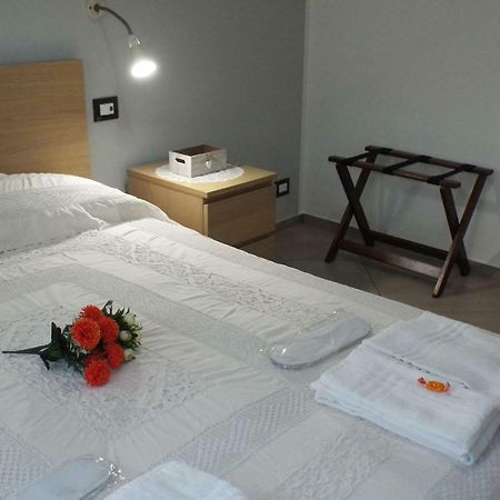 Cefalu Studio Room And Apartments Exterior photo